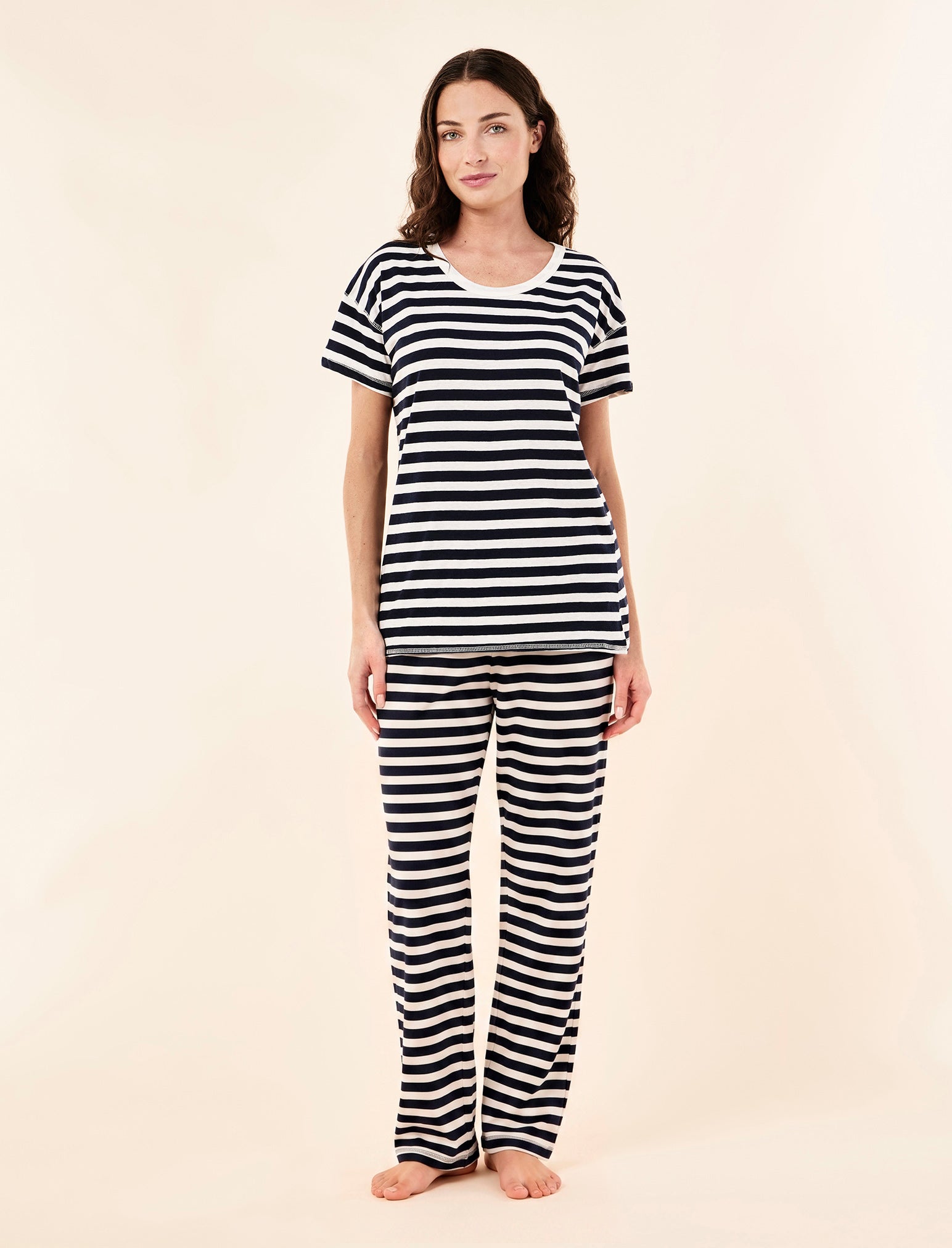 Jada Organic Cotton Knit Short Sleeve Tee & Straight Leg Pant