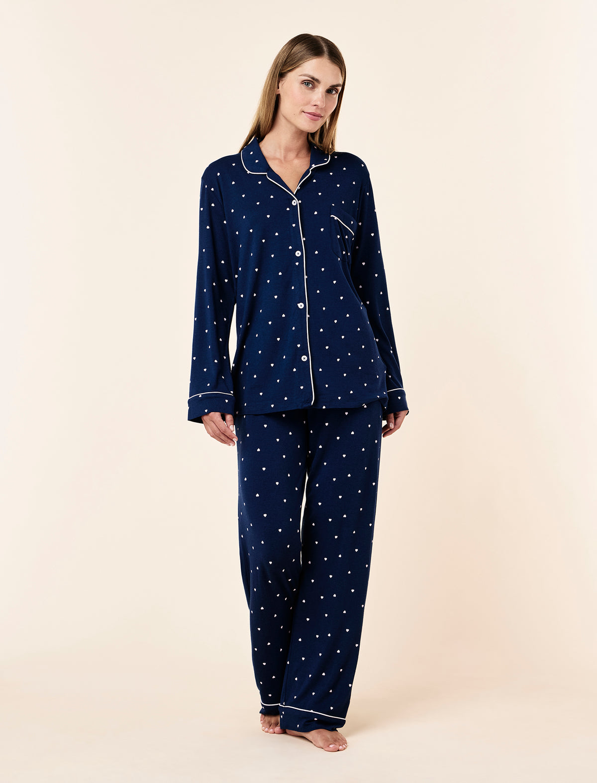 Lilly wearing the Kate Modal Soft Full Length PJ Set
[model: Lilly wears size S |  Height: 170cm
/ 5’7” | Bust: 75cm | Waist: 58cm | Hips: 89cm]