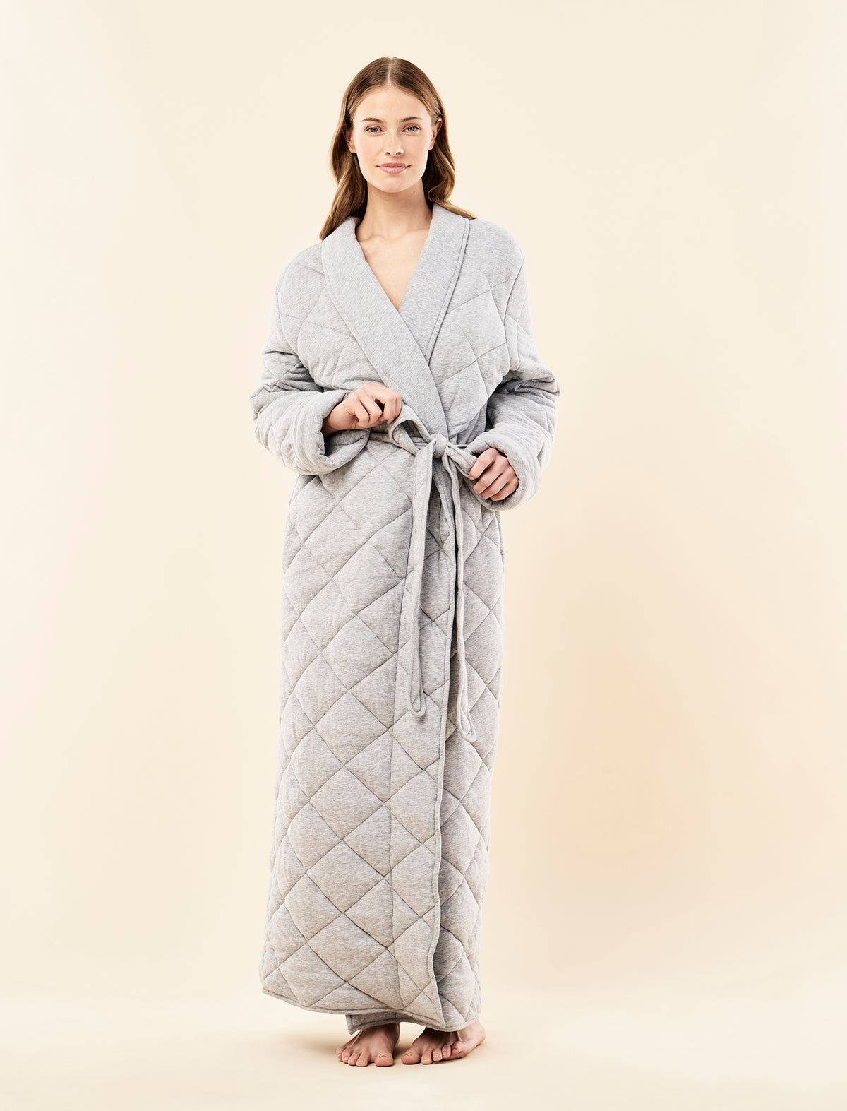 Sianie wearing the Quilted Cotton Maxi Robe
[model: Sianie wears size S |  Height: 175m
/ 5’9” | Bust: 85cm | Waist: 66cm| Hips: 93cm]