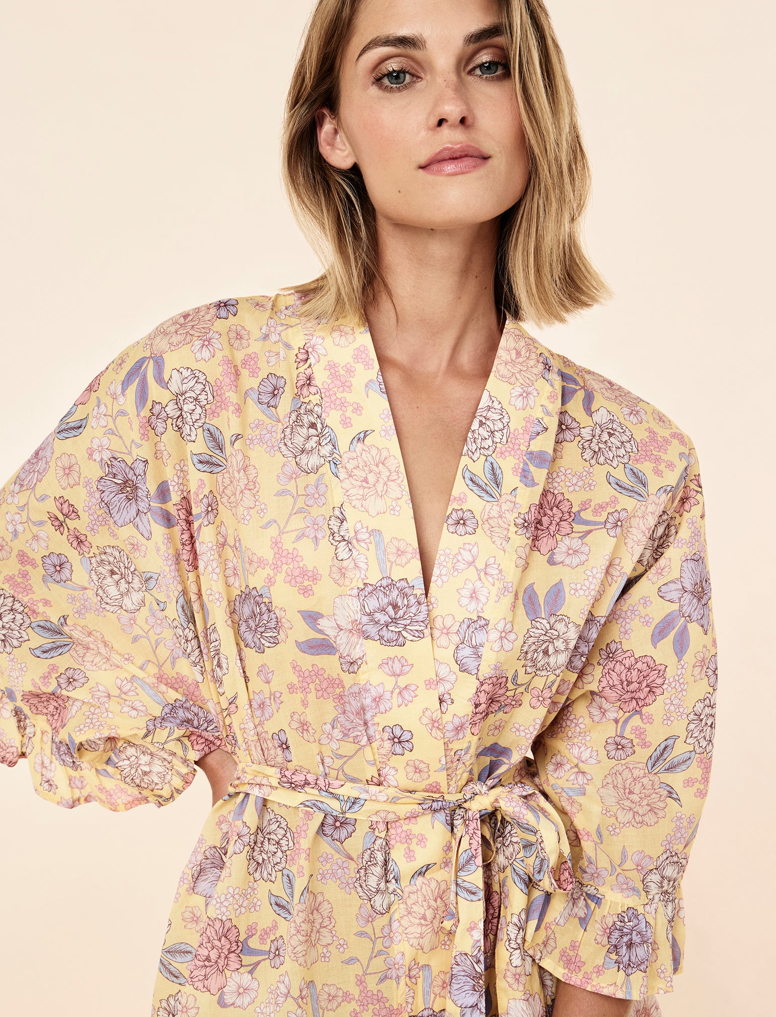 Karolina Midi Frill Robe
