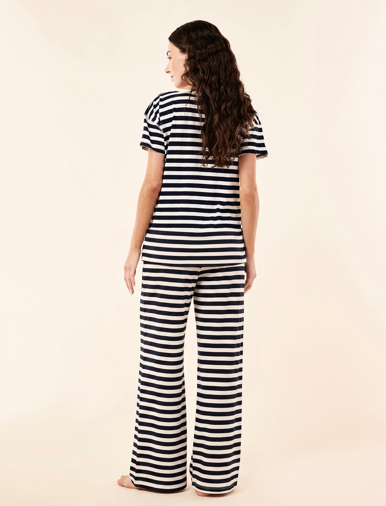Jada Organic Cotton Knit Short Sleeve Tee & Straight Leg Pant